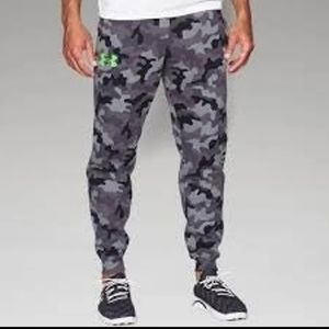 Under Armour Grey Camo Storm Size L
